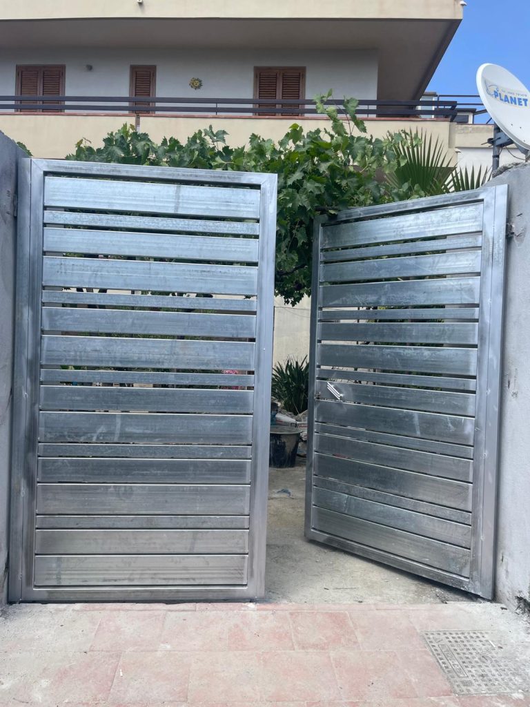 cancelli e porte in ferro Santa Teresa di Riva